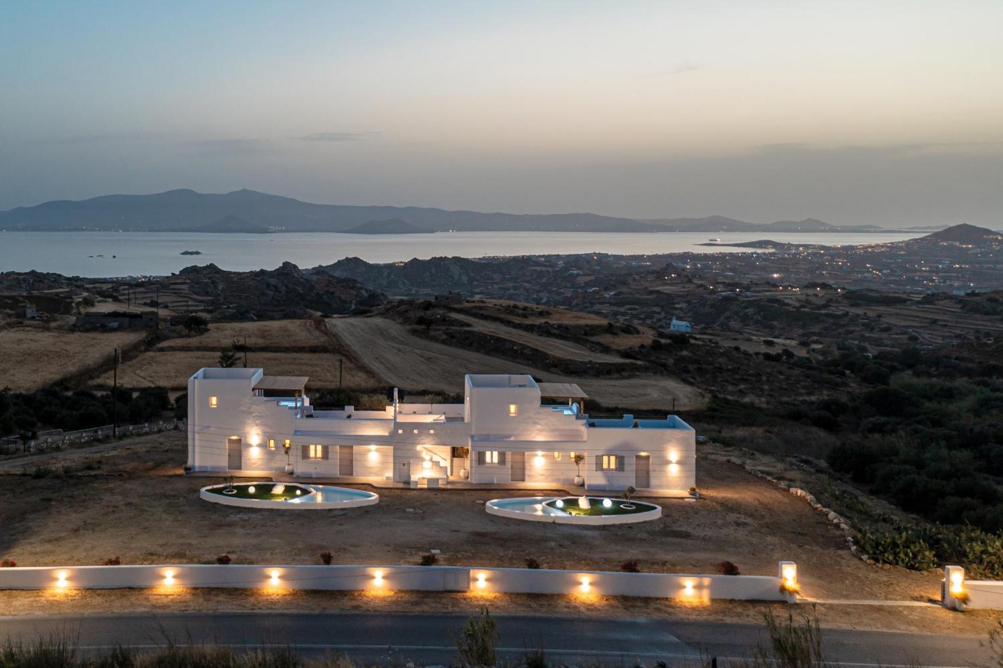 Ariadne'S Crown Luxury Suites With Private Pool Vivlos Екстер'єр фото